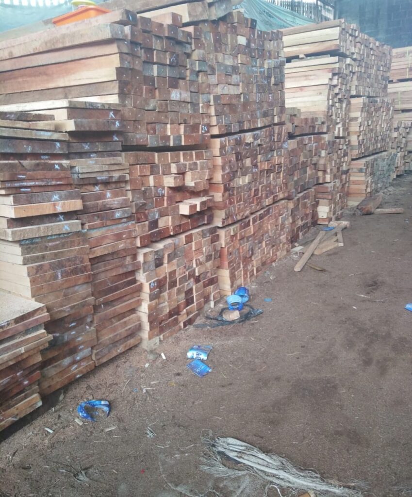 Kayu Papan Dan Balok